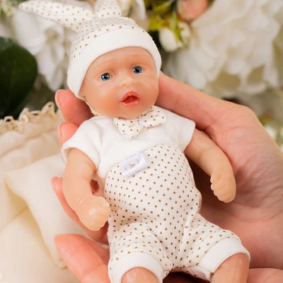 Кукла из силикона (мальчик, 19 см) коллекция "Magic baby"